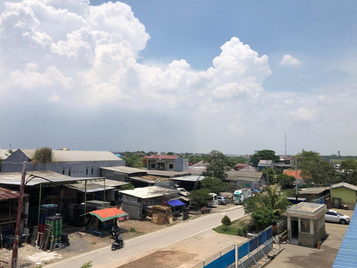 Bening Asri Guesthouse Tangerang Kültér fotó